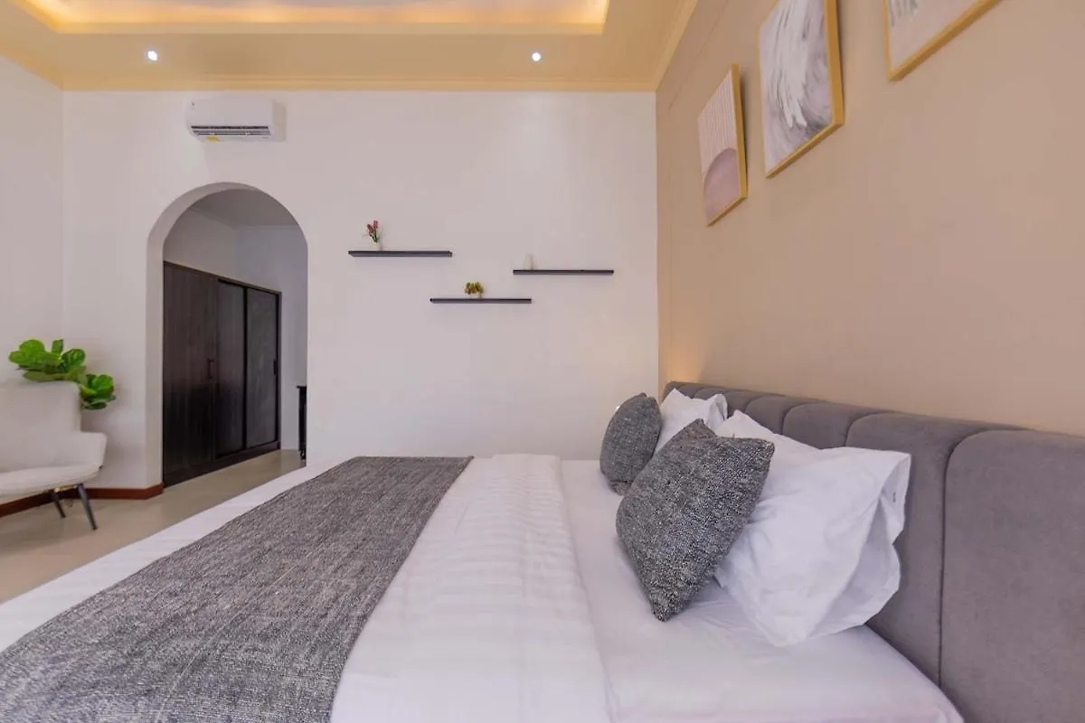 Villa Fenix Brand New 1Br Villa In Umalas, Bali Kerobokan  0*, Kerobokan (Bali)